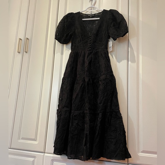 En Saison - Floral Embroidered Dress - Picture 5 of 9